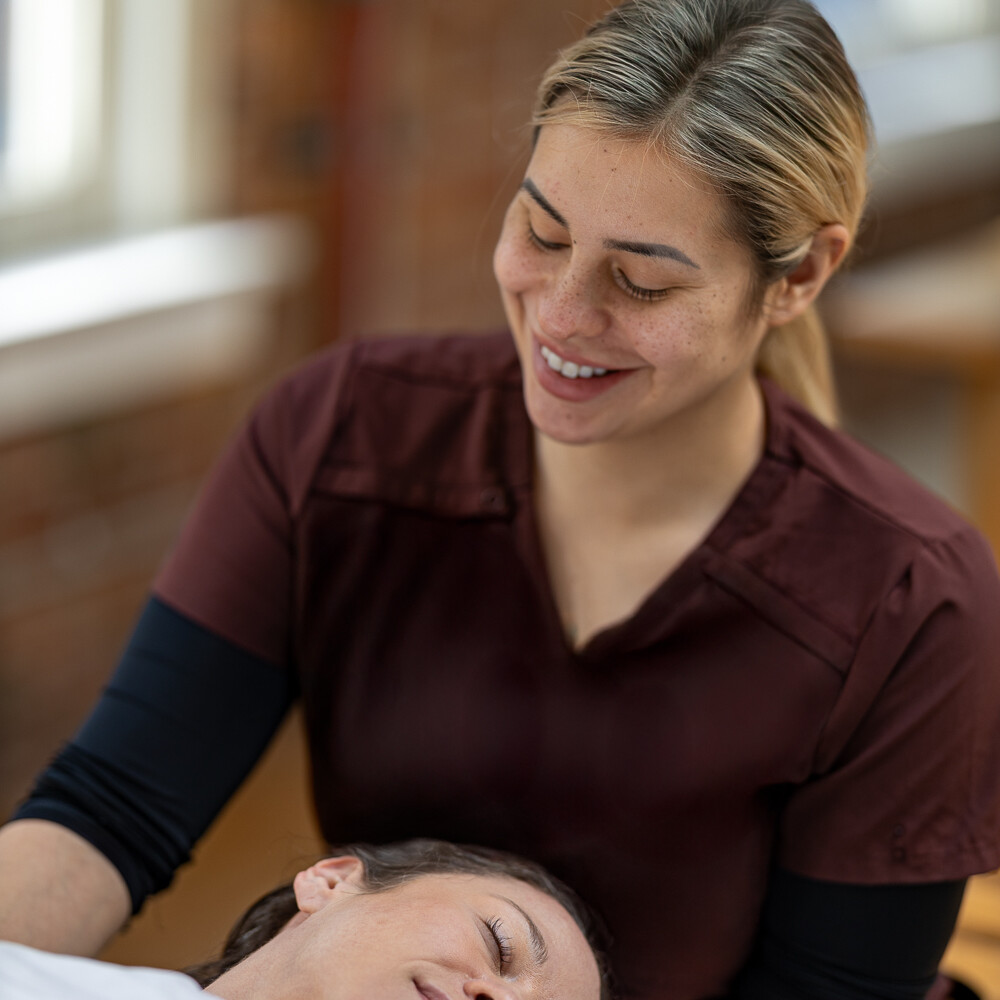 Best Female Personal Trainer, Soft Tissue Therapist & Kinesiologist in Downtown, Vancouver