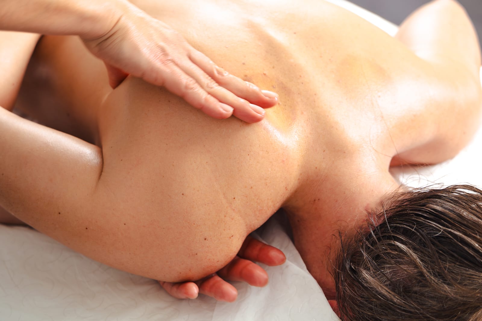STR Therapy in Vancouver for Seniors Improve Mobility and Reduce Muscle Stiffness